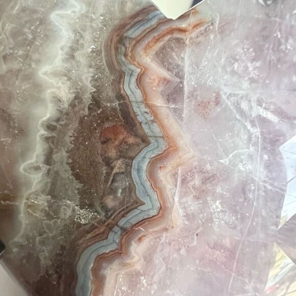 Amethyst Crazy Lace Heart with Stand‎ - Picture 5 of 11